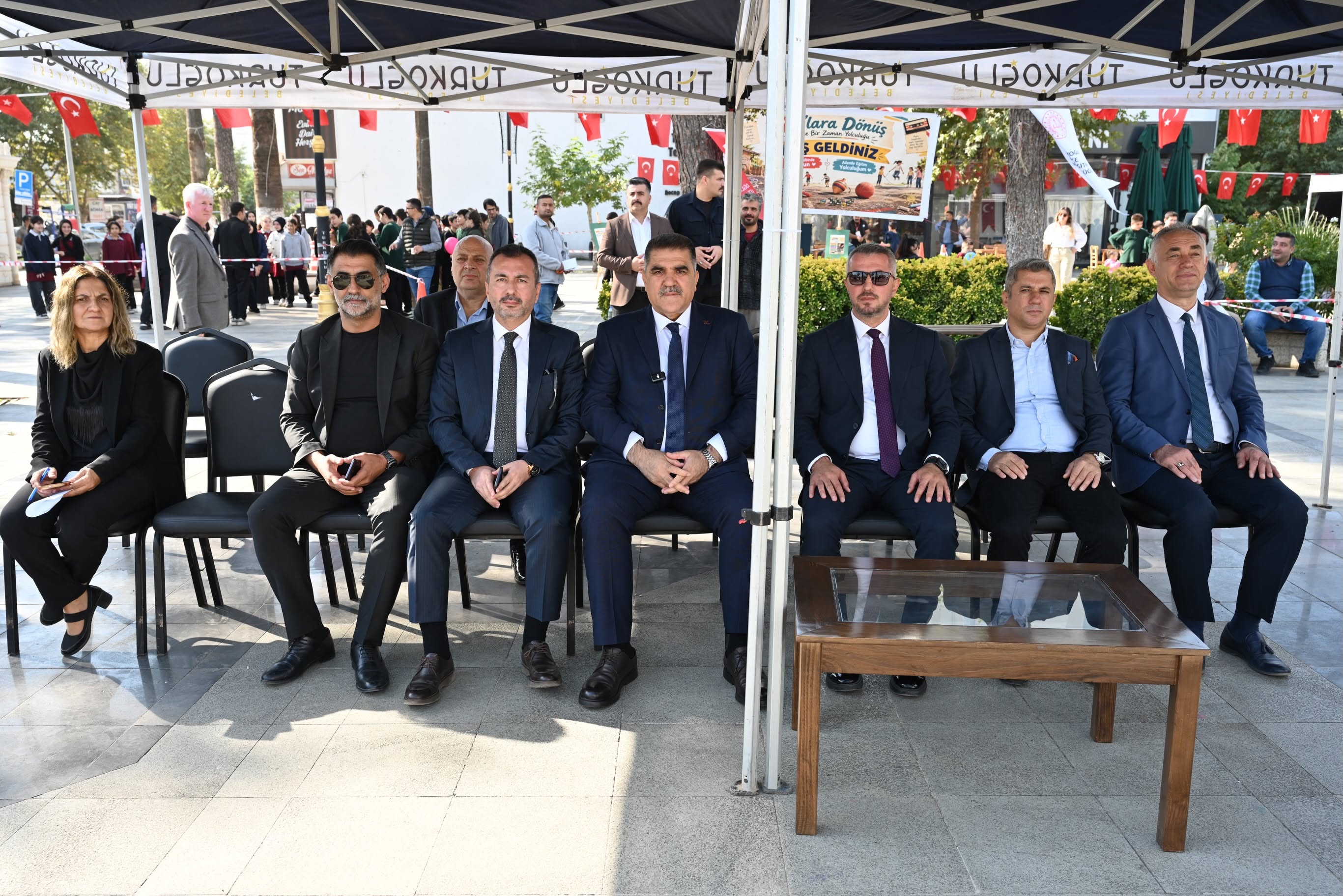 [BELEDIYE · Kahramanmaraş · Türkoğlu] Millet meydani’nda nostalji rüzgâri esti
