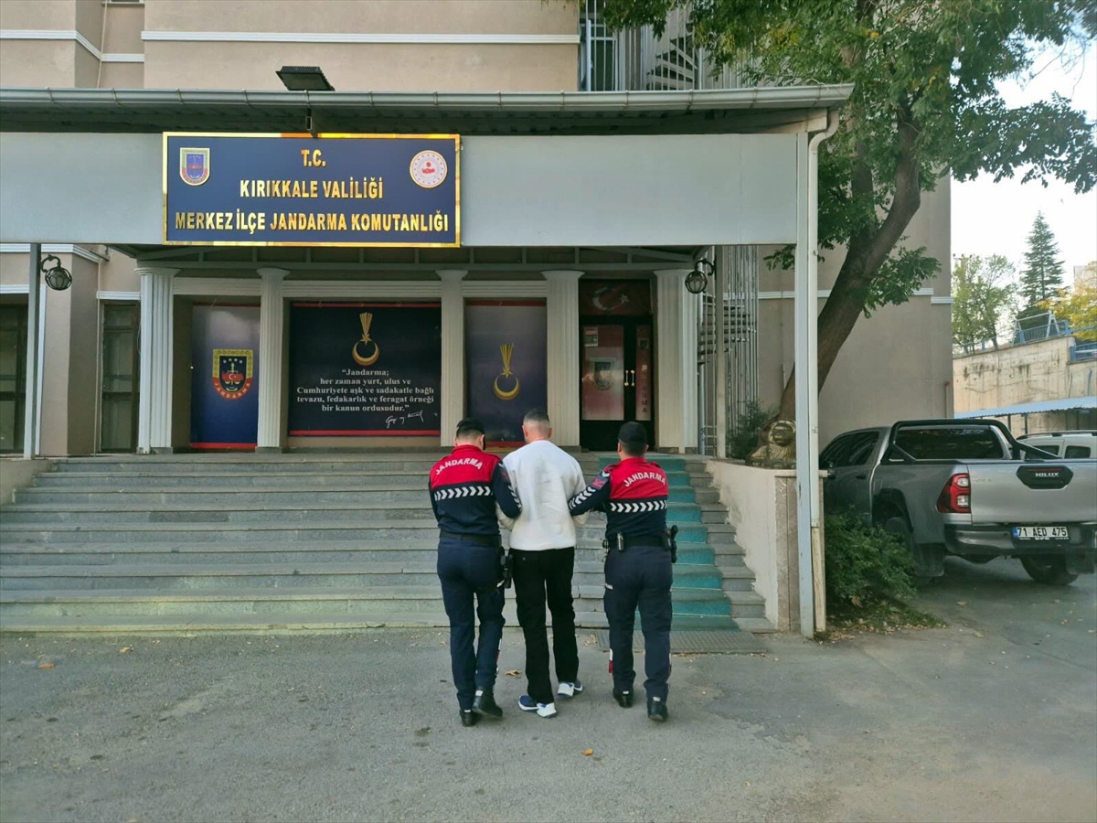 Uyuşturucudan 40 yıl 3 ay 18 gün hapis cezası alan firari Kırıkkale'de yakalandı