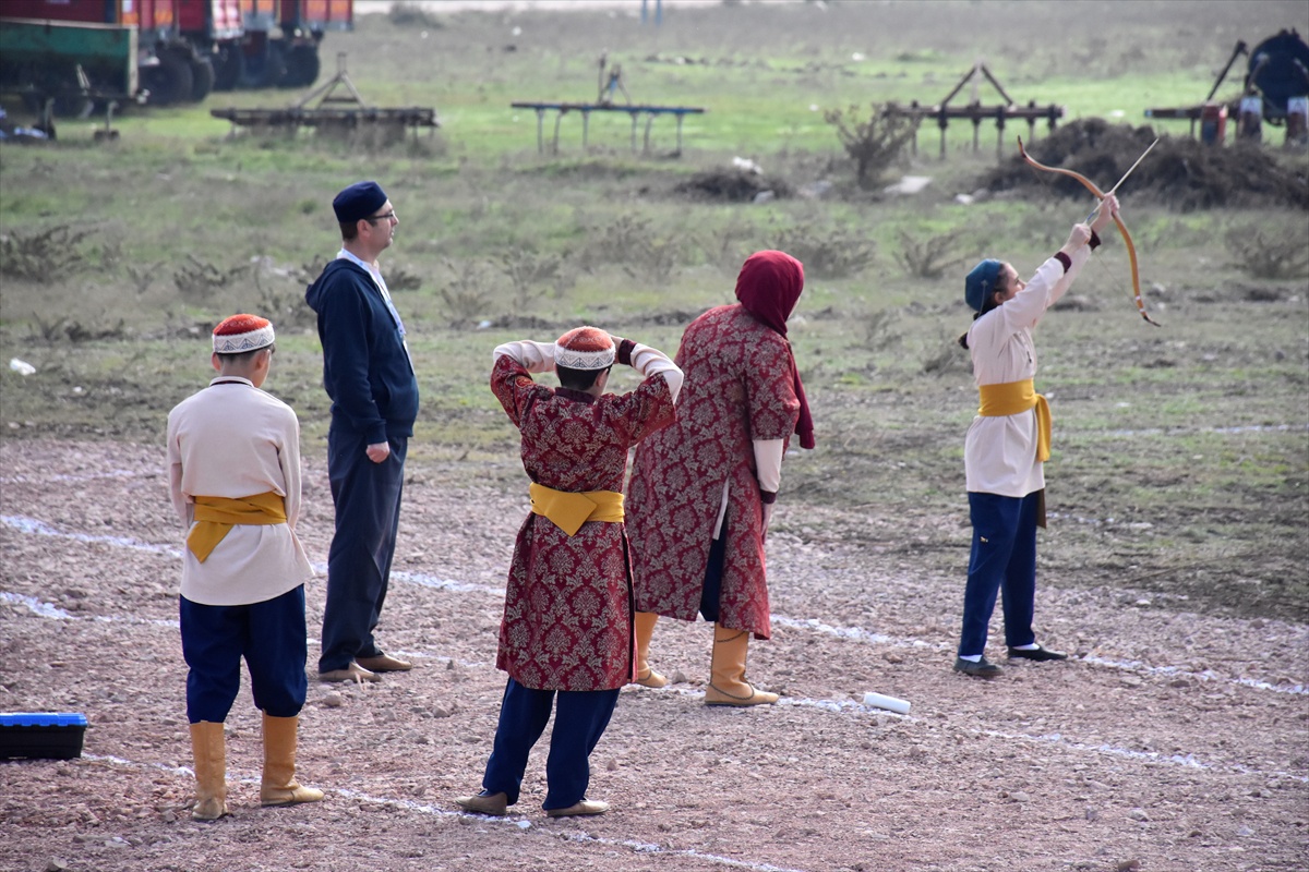 Bursa'da Şüca Hava Koşusu Türkiye Şampiyonası 202 sporcuyla başladı