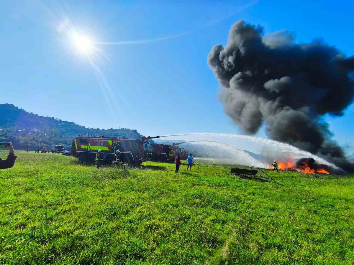 Ordu-Giresun Havalimanı'nda tatbikatta uçak yangınına 3 dakikadan az müdahale edildi