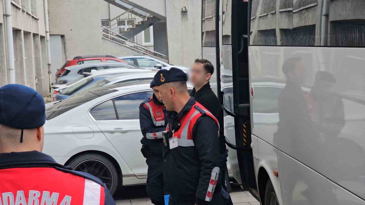 Zonguldak'ta terör örgütü davasında tutuklu sanık N.Ş. de tahliye edildi