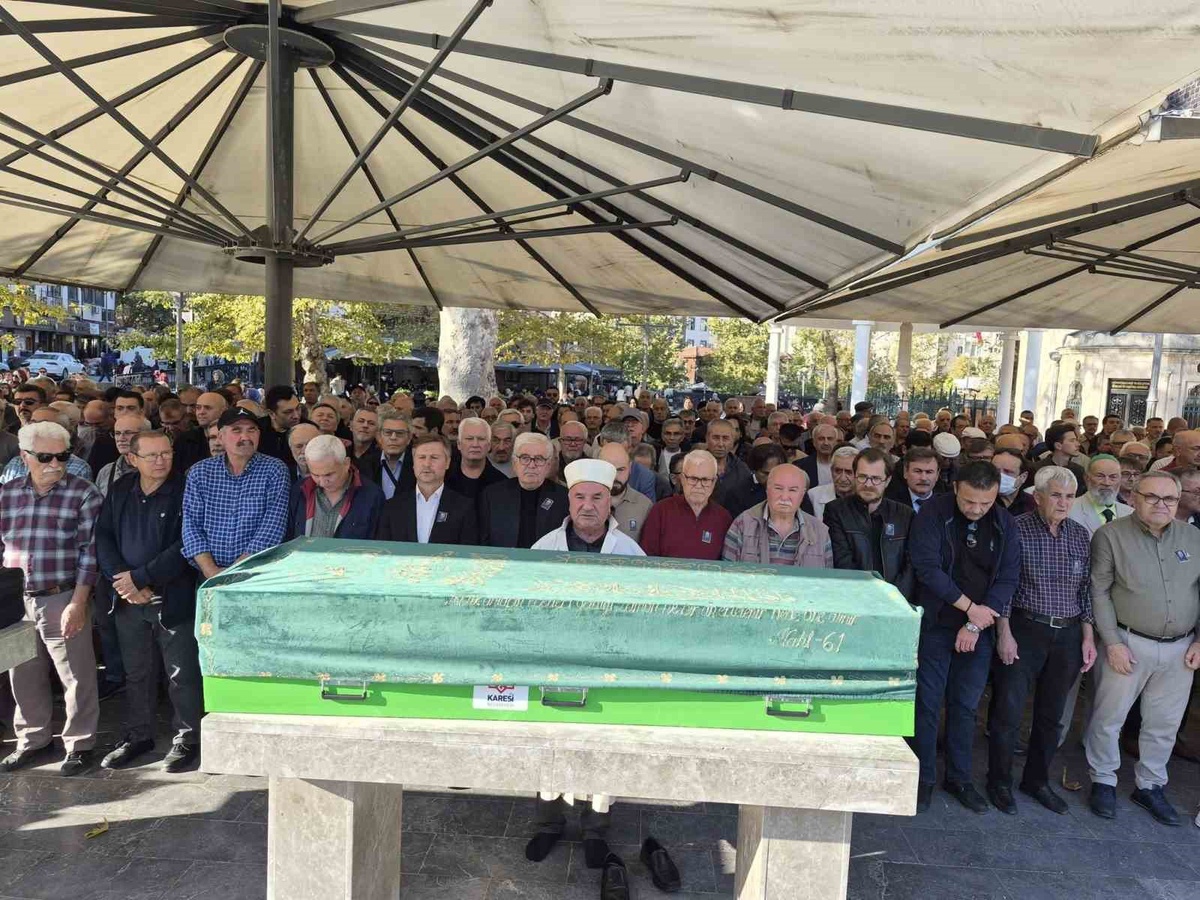 Kadavra bağışlayan şair-yazar Mustafa Keser, tüpler dolu olduğu için toprağa verildi