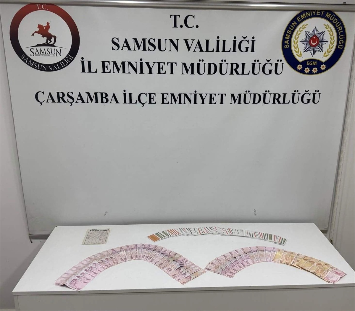 Samsun Çarşamba'da kumar oynayan 6 kişiye 69 bin 624 lira ceza uygulandı