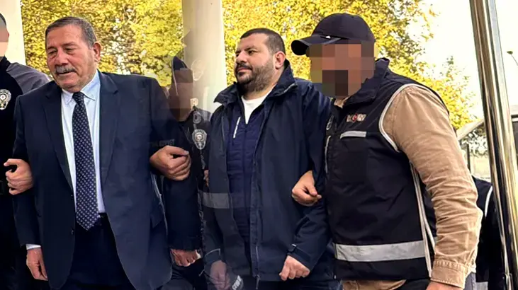 Muğla merkezli ihale soruşturmasında 18 tutuklama! Aralarında belediye başkanı ve oğlu da var