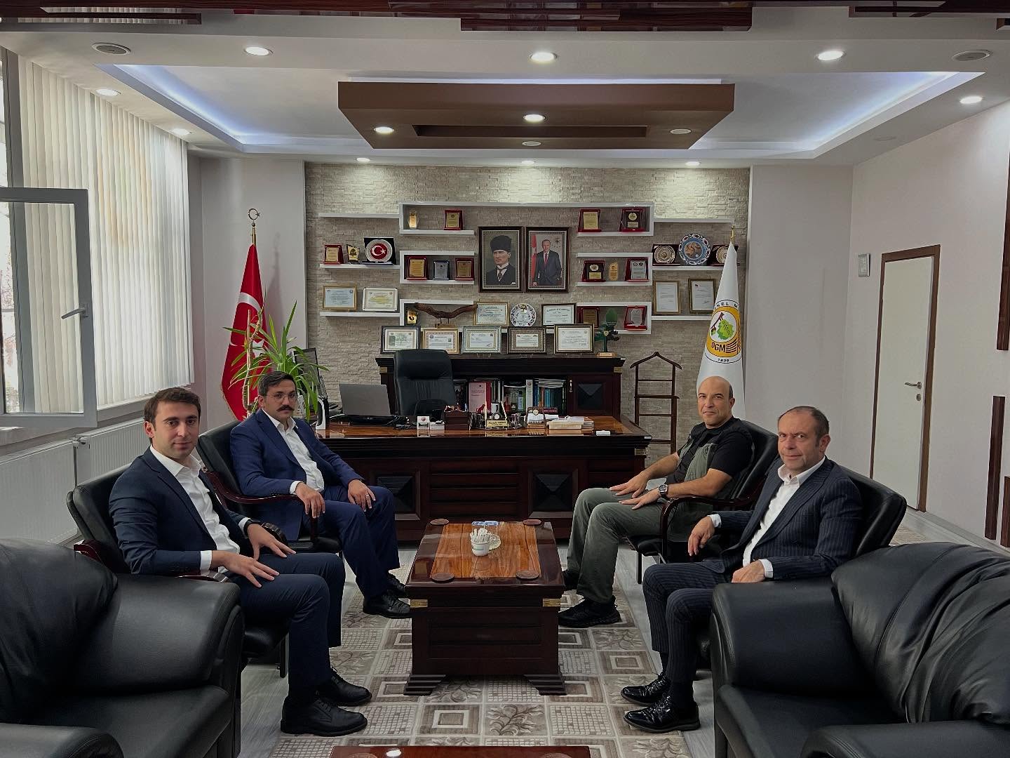 [BELEDIYE · Bingöl · Kiğı] Elazığ orman bölge müdürümüz sayın mustafa arpacı’yı ziyaret