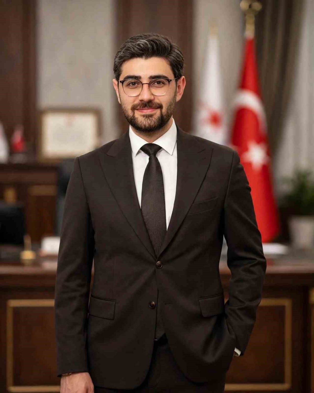 Bolvadin baro temsilciliği seçimini Av. Samet Özaydın 19 oy alarak kazandı