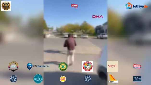 Eski kulüp yöneticisi, bıçakladığı husumetlisinin yakınları tarafından sopalarla dövüldü