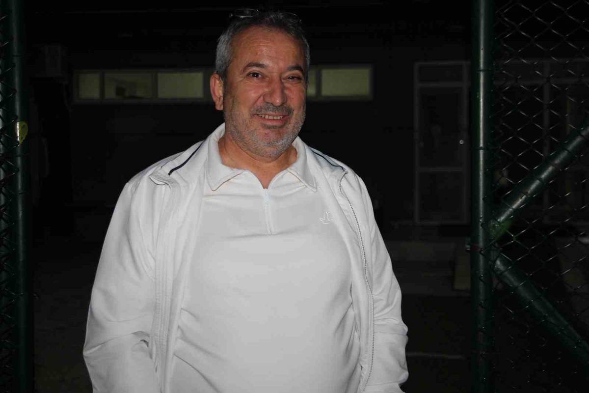 Denizli İdman Yurdu kurucu başkanı Gürel, 7 aydır galibiyete hasret kaldığını söyledi