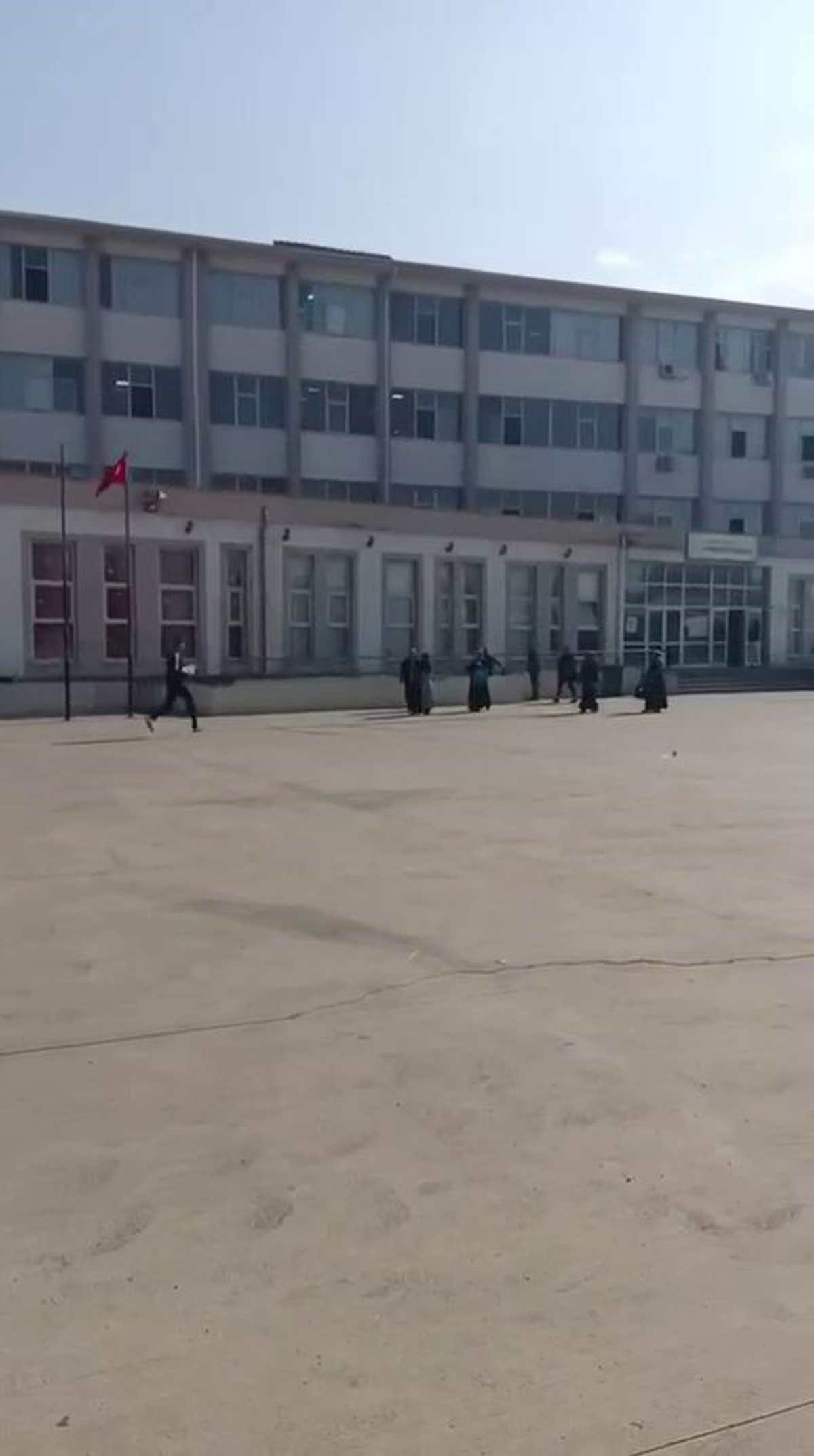KPSS Ortaöğretim oturumu başladı, yaklaşık 3 milyon aday 120 soru için ter dökecek