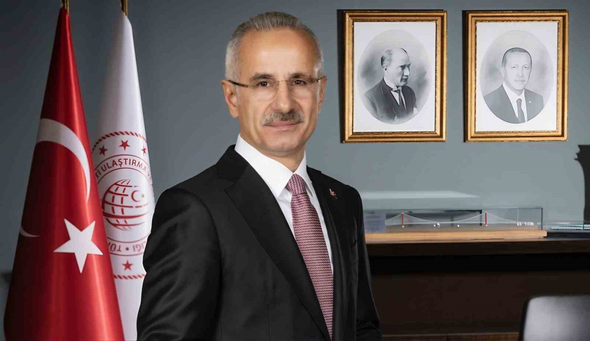 Bakan Uraloğlu, Ani Köprüsü restorasyon ihalesinin tamamlandığını açıkladı