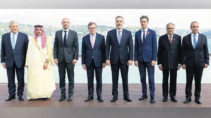 8 ülkenin bakanından İstanbul’dan ortak çağrı: Bölgesel çatışmalar diplomasiyle çözülmeli
