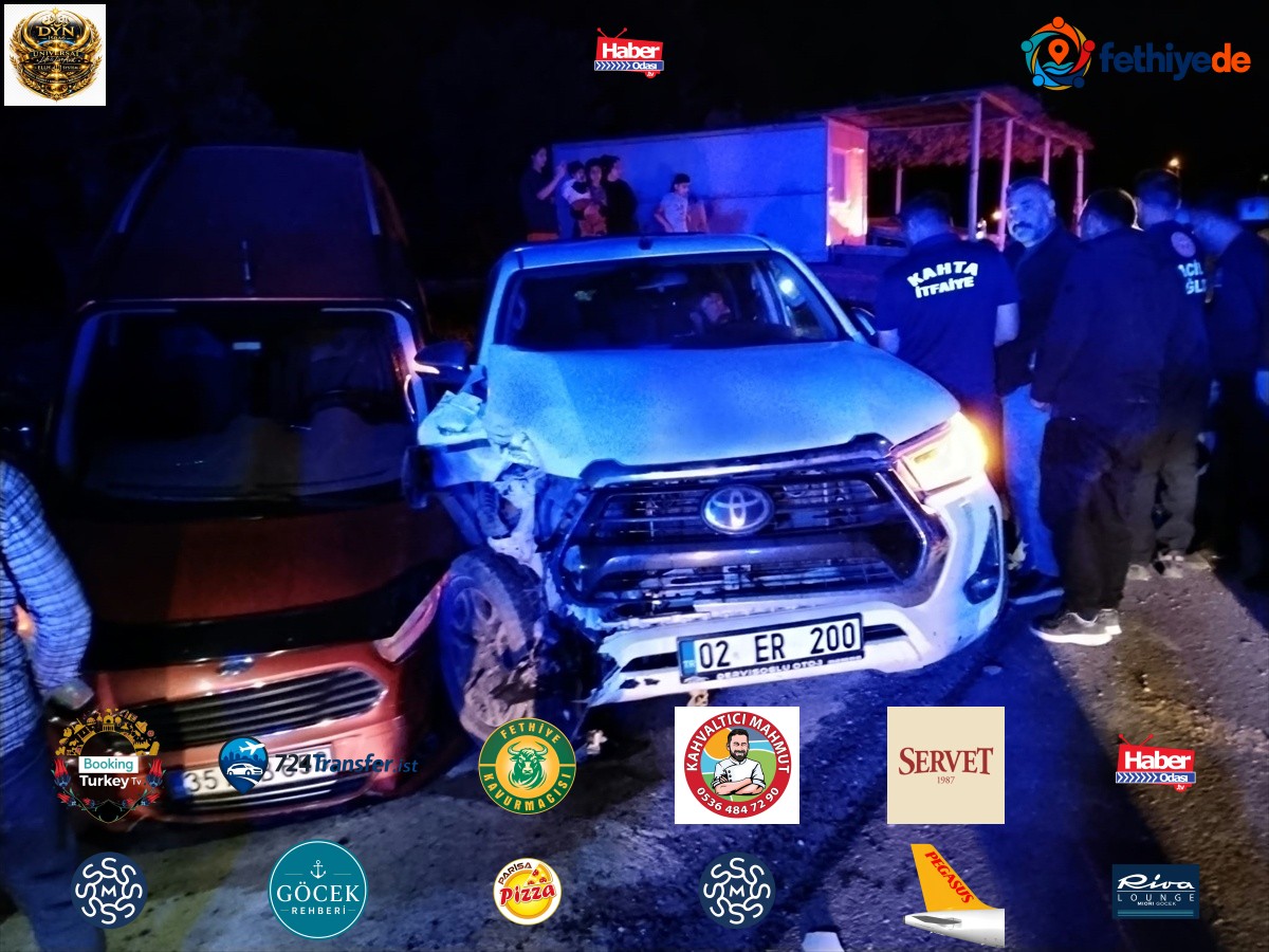 Kahta'da otomobil ile pikap çarpıştı, 8 yaralı hastaneye kaldırıldı