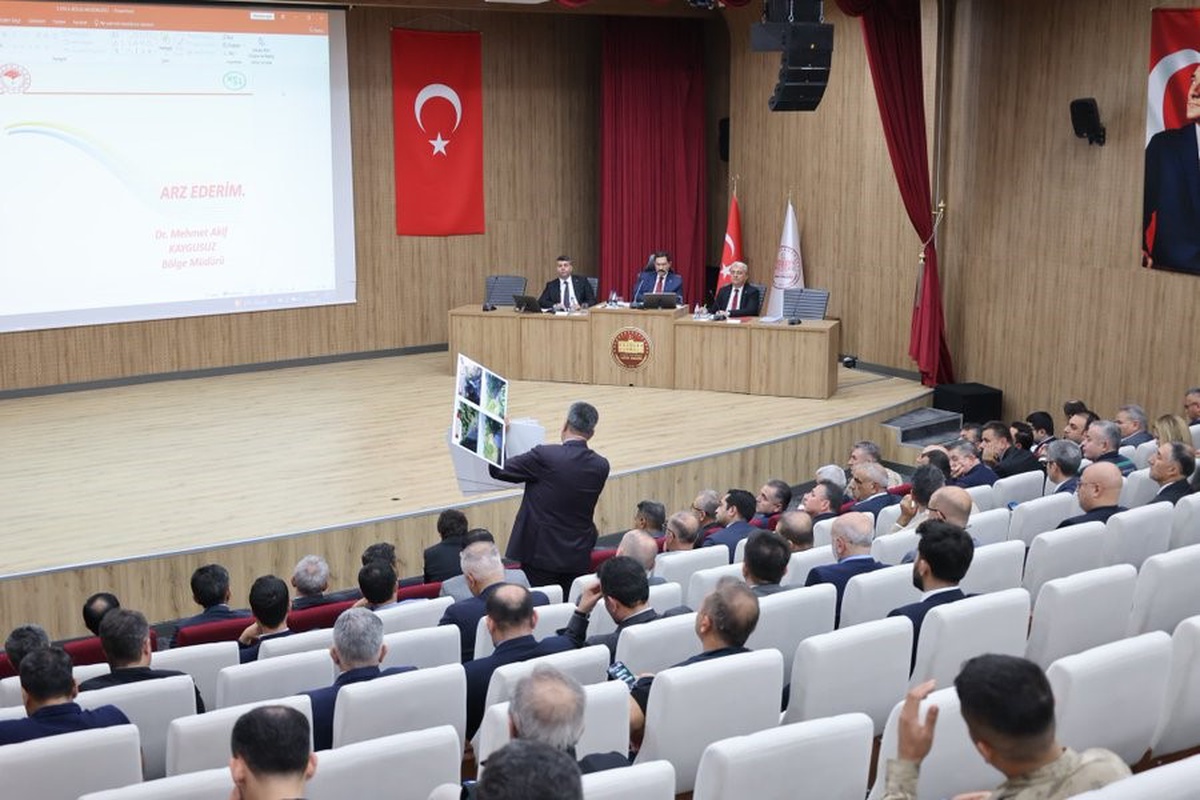 Hatay İl Koordinasyon Kurulu 4. toplantısında yeniden inşayı değerlendirdi