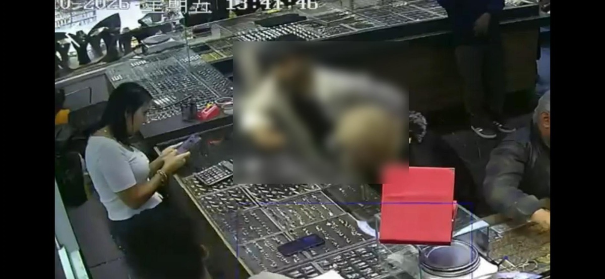 Sapanca'da sahte altın bozduran 2 şüpheli, güreşçi kuyumcunun ihbarıyla yakalandı