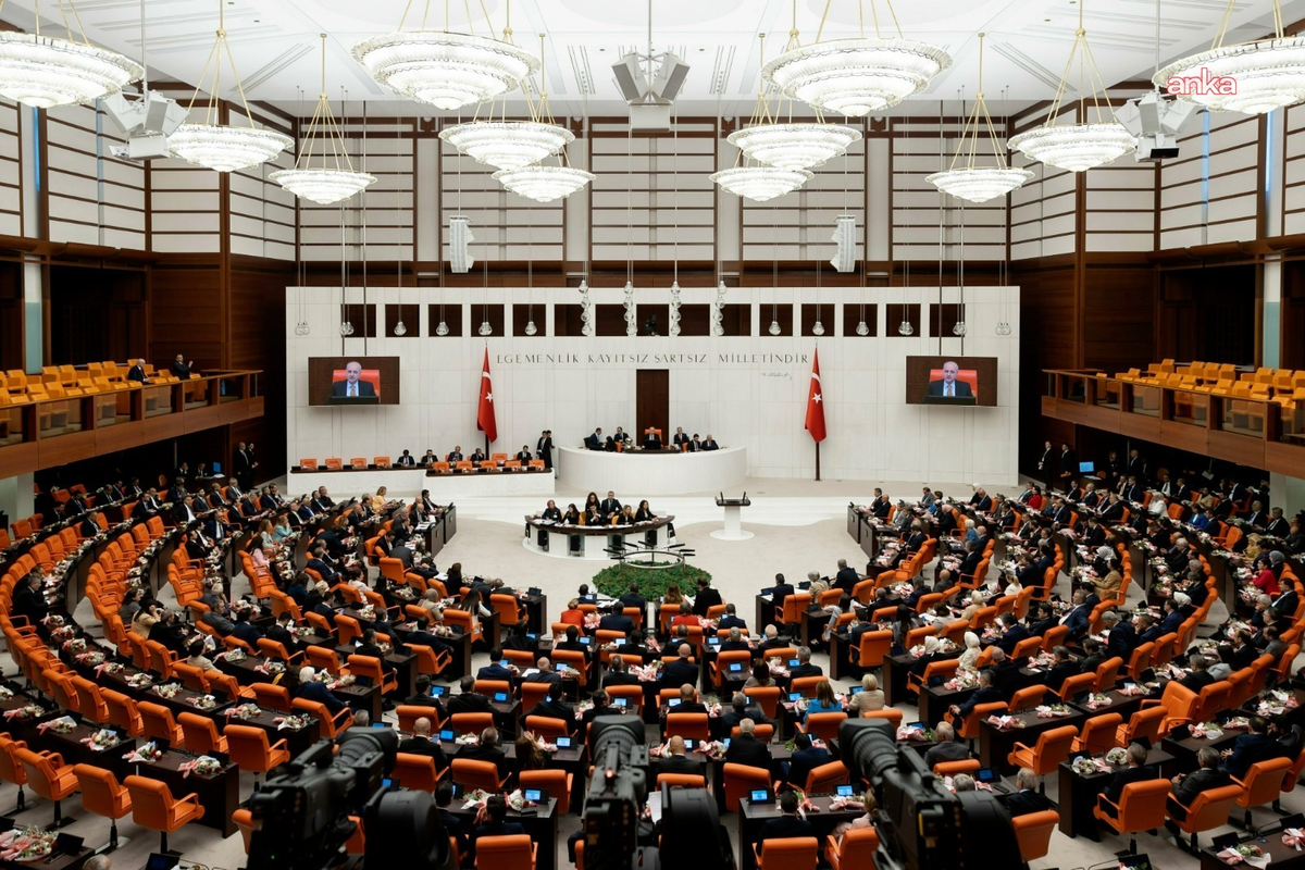 YENİ Parti, Mekke Anlaşması teklifine 10 yıllık süre gerekçesiyle 'hayır' oyu verecek