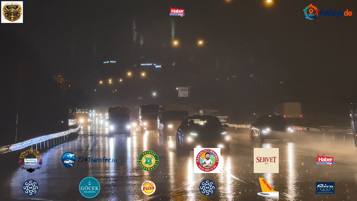 İstanbul'da sabah sağanağı yollarda su birikintisi oluşturdu, sürücüler zorlandı