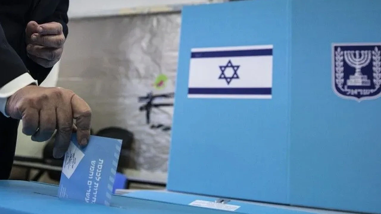 İsrail'de oy verme işlemi sona erdi: Netanyahu geride kaldı