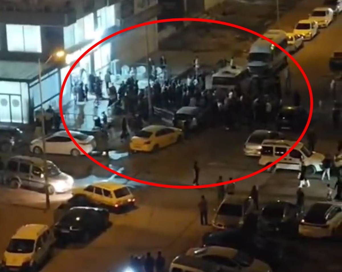 Mardin Kızıltepe'de nişan töreninde gelin ve damat tarafı birbirine sandalye fırlattı