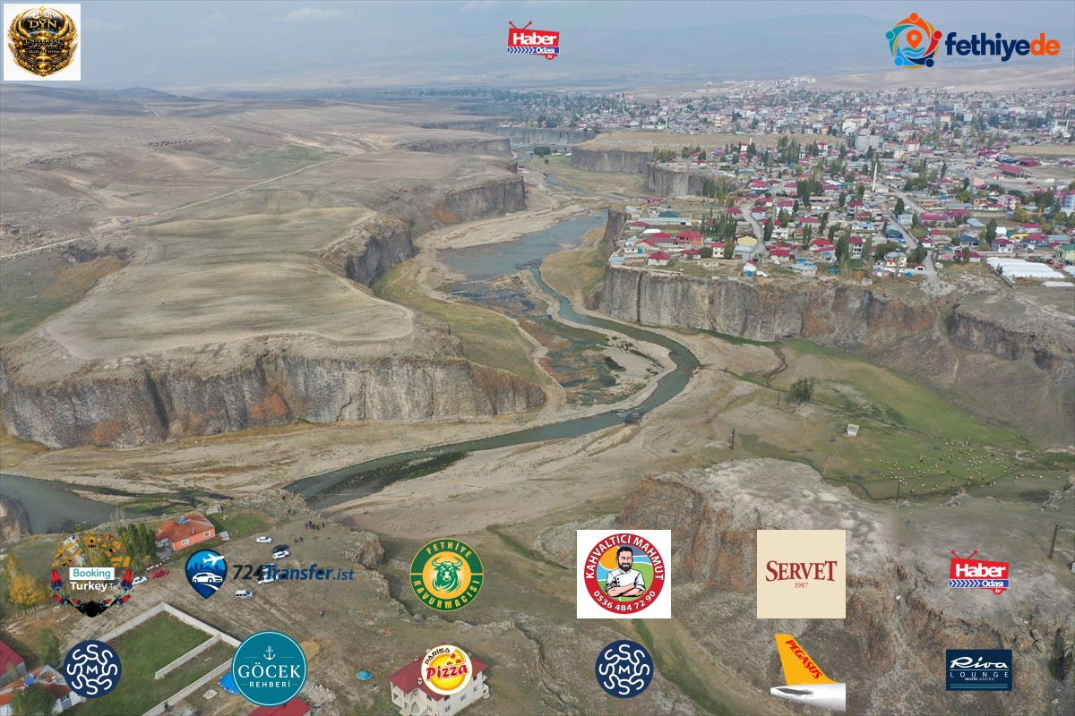 Ağrı Diyadin'de Murat Kanyonu'nda 8 kilometrelik yürüyüş ve highline yapıldı
