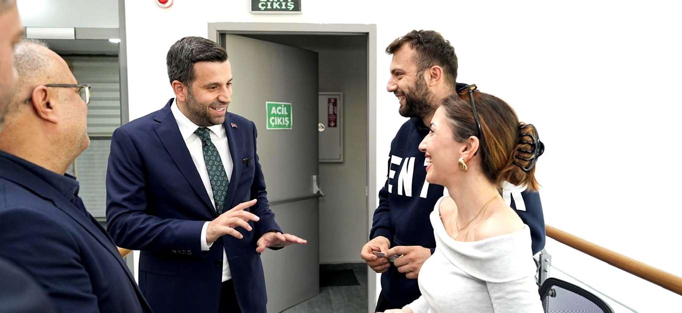 Başkan V. Orhan’dan Kültür Merkezlerine Ziyaret - T.c. Ataşehir Belediyesi