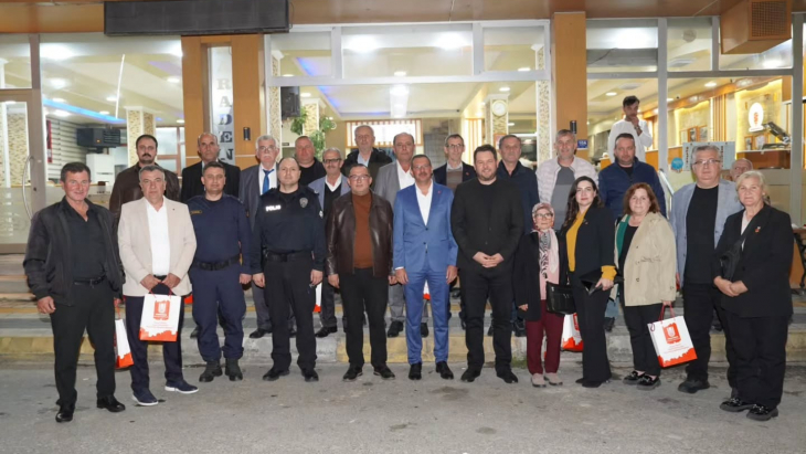 19 Ekim Muhtarlar Günü münasebetiyle Kaymakamımız Sayın Enver Özderin ve kıymetli muhtarlarımızla bir araya geldik.