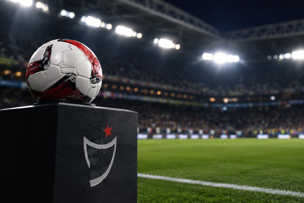 Süper Lig'de 9 haftada 7 takım hoca değiştirdi