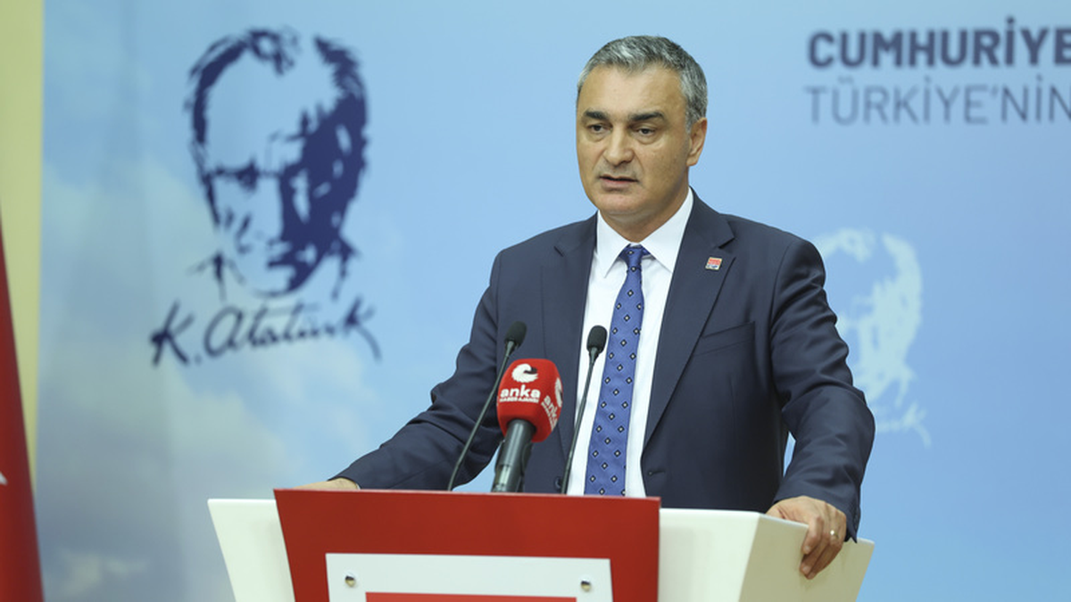 CHP Sözcüsü Sarı, Cumhuriyet'in 103. yıl dönümünü sosyal medyadan kutladı