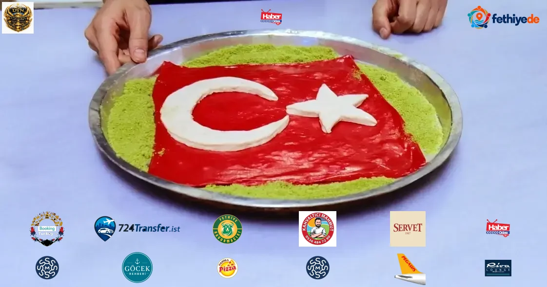 Kilis'te 29 Ekim'e özel ay yıldızlı katmer