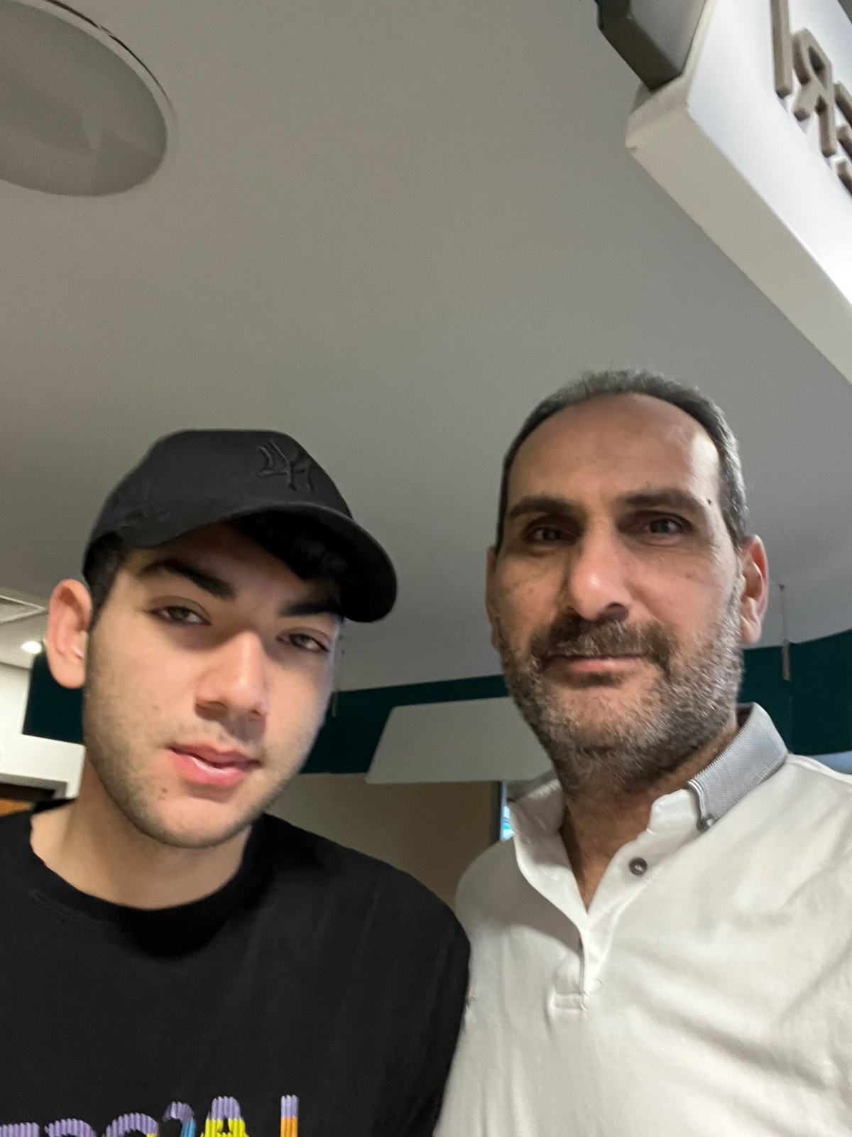 Celal Karadağ, 3 donörün vazgeçtiği lösemi sürecinde babasından nakille iyileşti