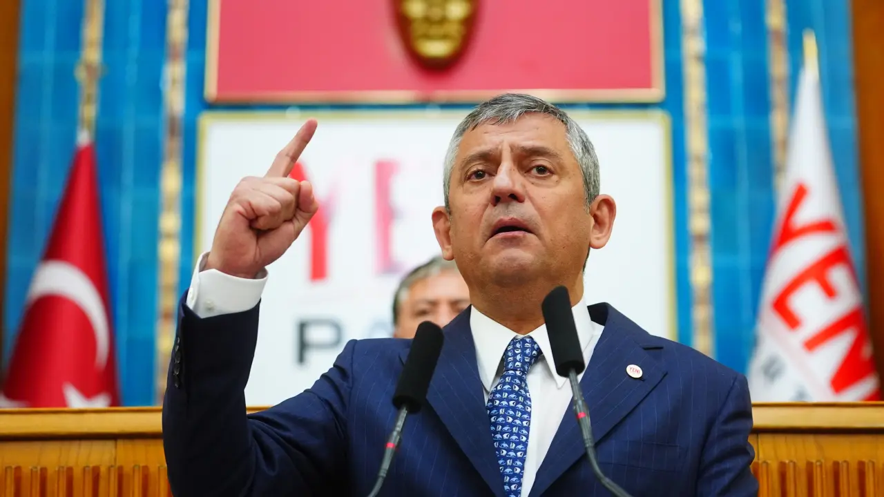 Yeni Parti'de adaylık krizi derinleşiyor! Özgür Özel'den itirazlara dikkat çeken çıkış
