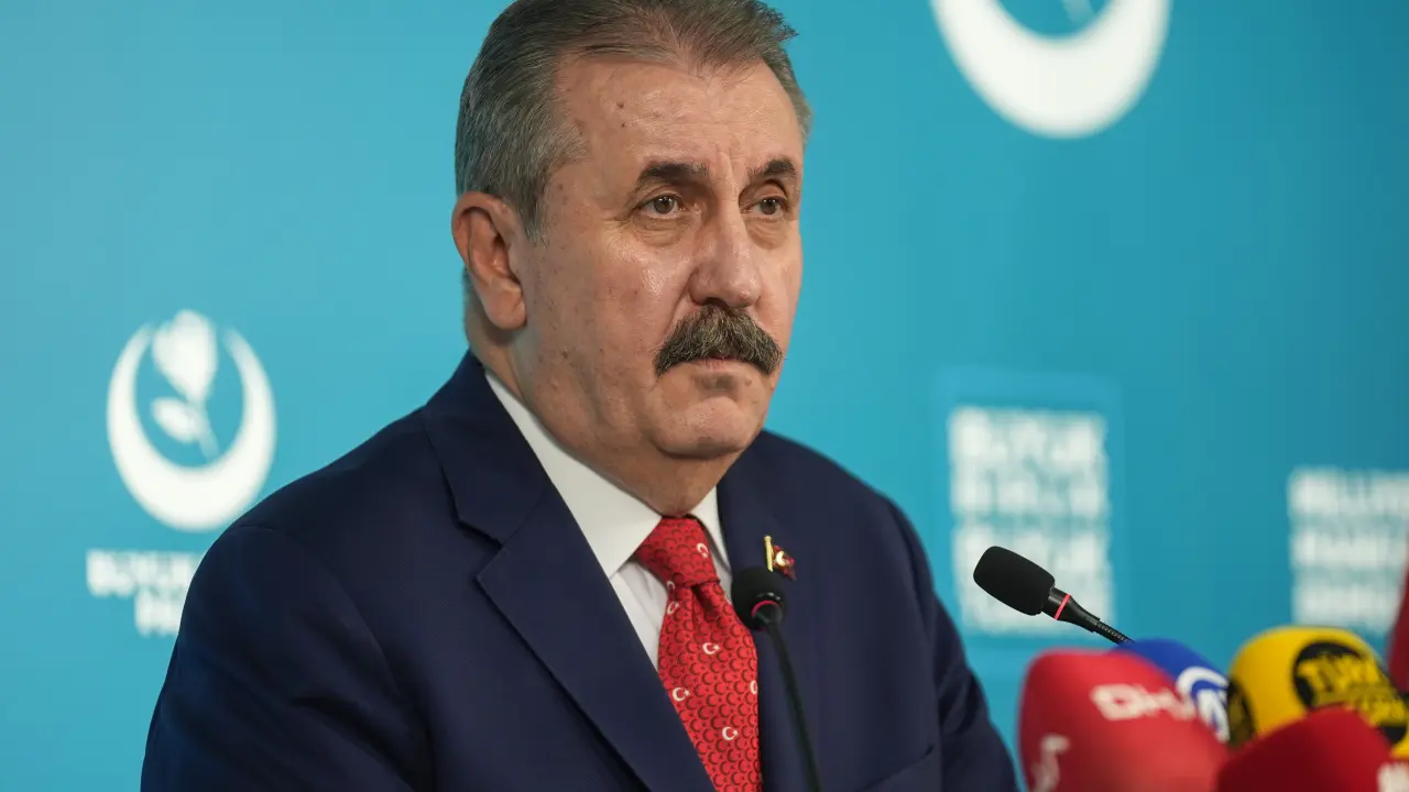 Destici: Cumhuriyet bağımsızlık ve ortak geleceğin teminatı