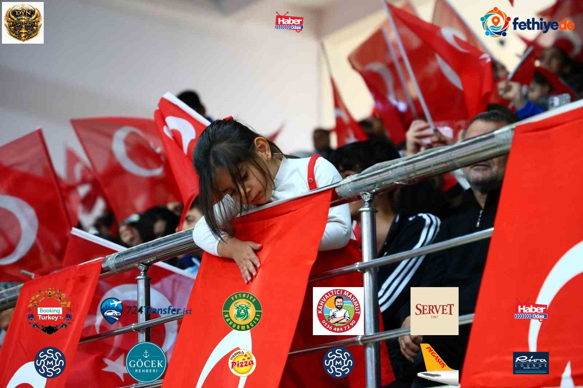 Elazığ'da Cumhuriyet Bayramı'nın 103. yıl dönümü törenle kutlandı