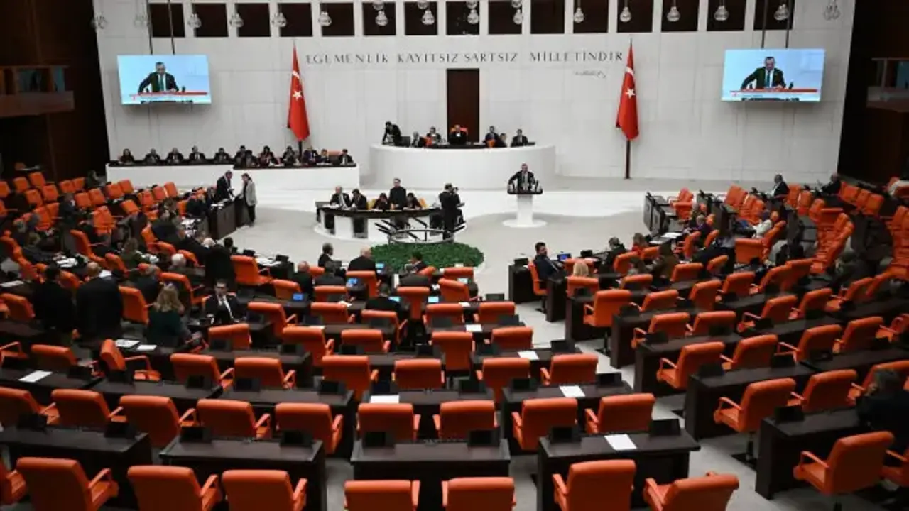 AK Parti'den tüm emeklileri kapsayacak çalışma: Maaşlara ilave artış geliyor