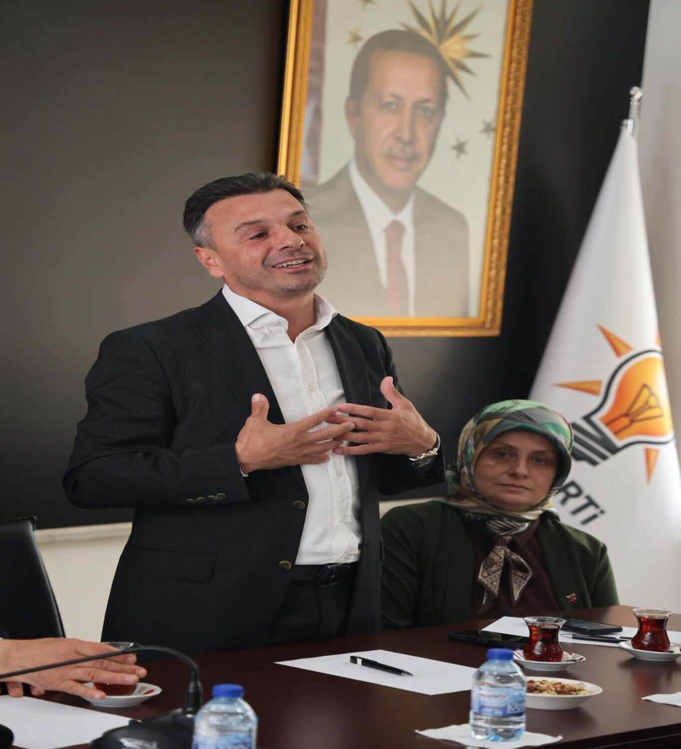 AK Parti İlçe toplantımıza katılarak ilçemizde gerçekleştirdiğimiz çalışmalar hakkında bilgiler verdik.