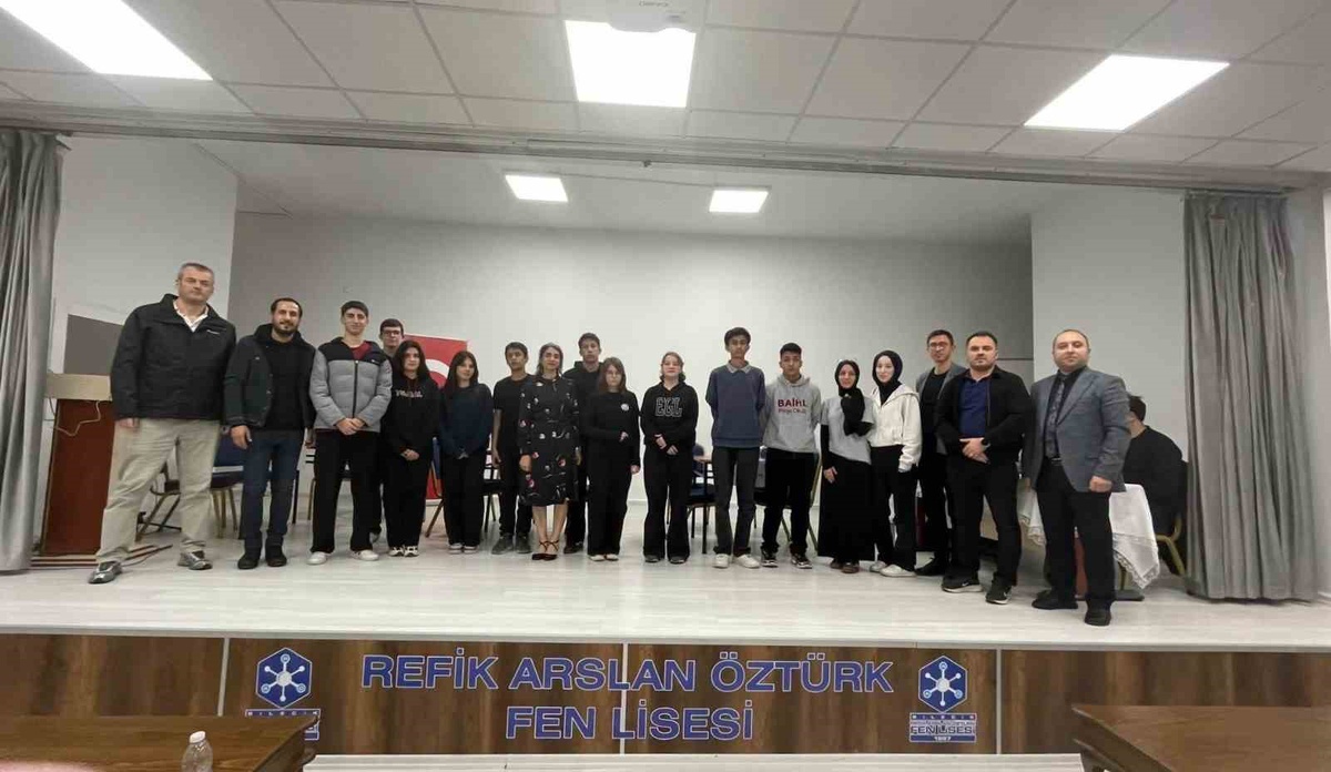 Bilecik'te COP31 kapsamında çevre yarışmasını Osmaneli 75. Yıl Anadolu Lisesi kazandı