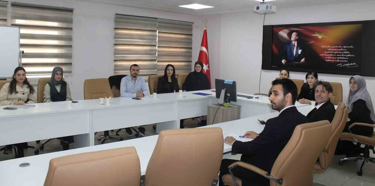 Bayburt'ta çocuk koruma hizmetleri için kurumlar arası iş birliği toplantısı yapıldı