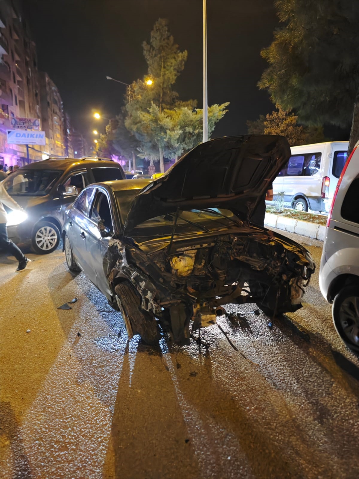 Mardin Kızıltepe'de zincirleme kazada 3 yaralı hastaneye kaldırıldı