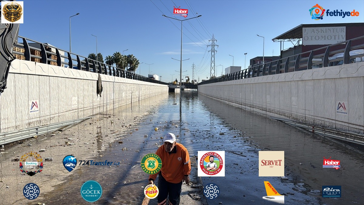 Mersin'de sağanak sonrası temizlik sürerken Akdeniz'de tahliye çalışması devam ediyor