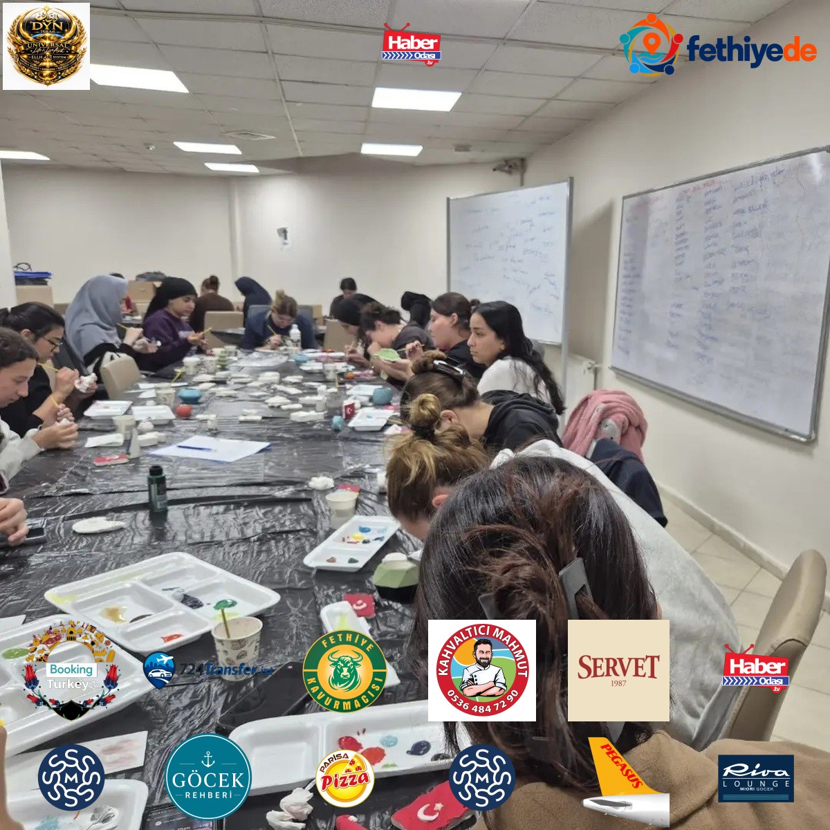 Muğla'da gönüllü gençler Cumhuriyet Bayramı için seramik bayrak boyadı