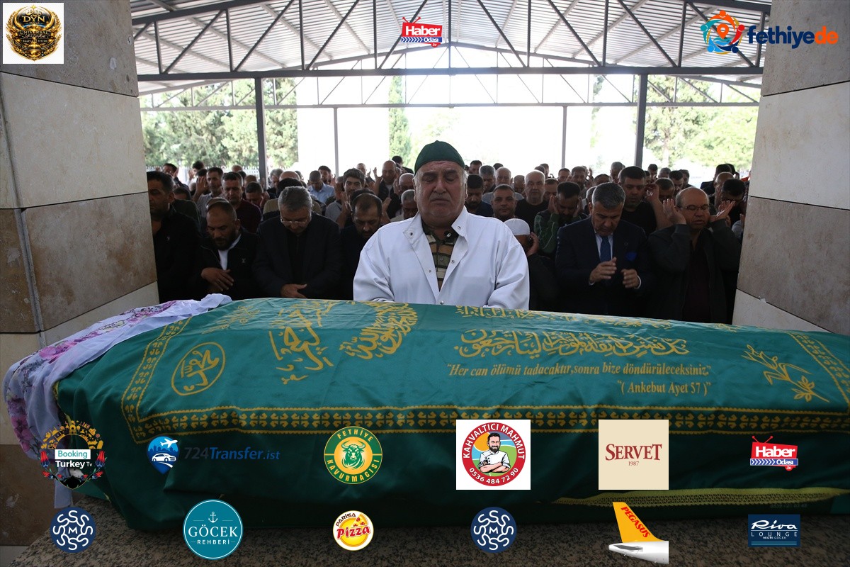 Hatay'da trenin otomobile çarpması sonucu ölen kadının cenazesi defnedildi