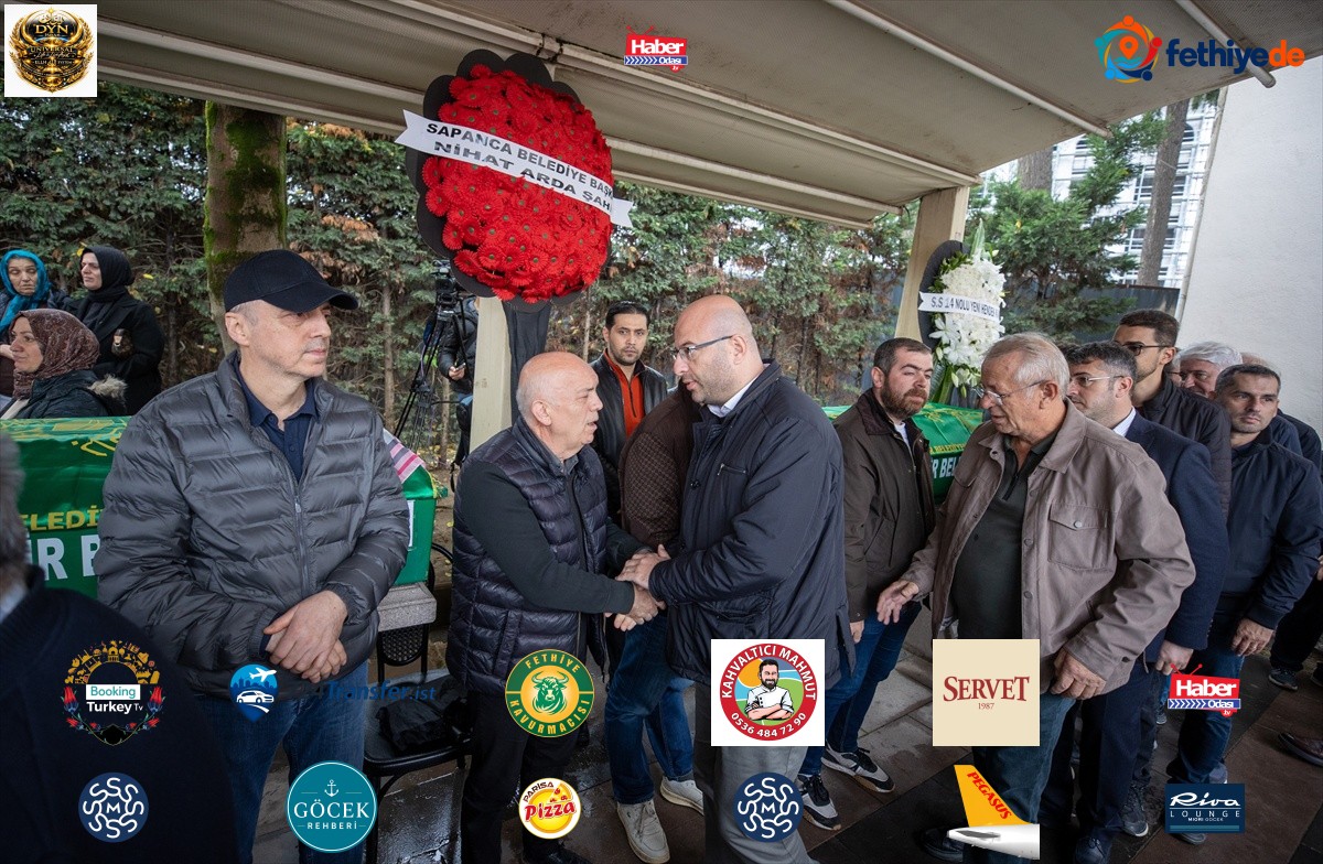 Göreme'de peribacasından kopan kayalar altında ölen Tuna çifti Sakarya'da defnedildi