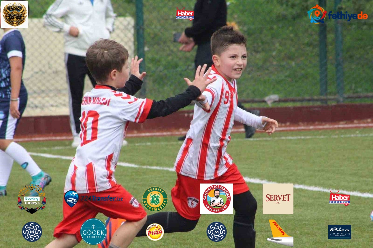 Eskişehir'de Cumhuriyet Bayramı futbol müsabakaları Üniversite Evleri'nde sona erdi