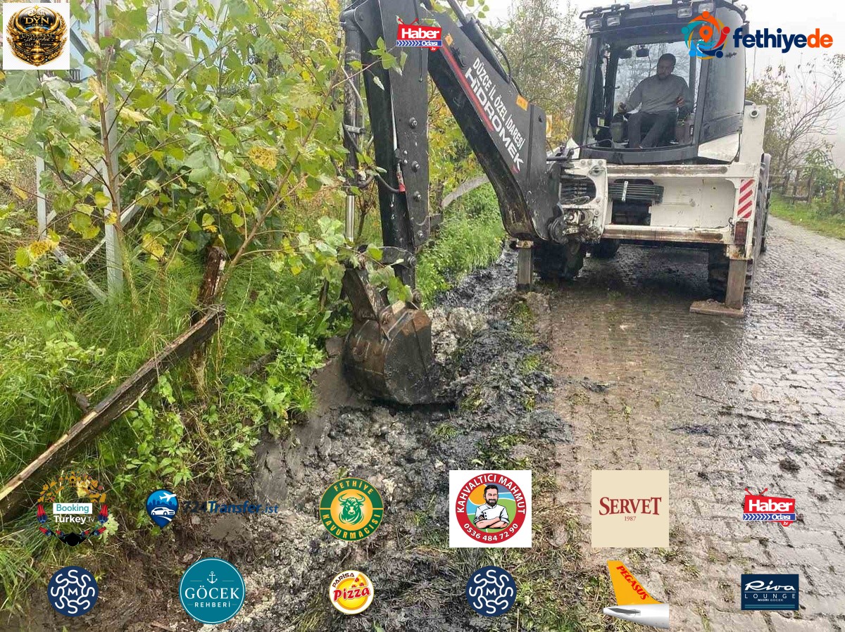 Düzce İl Özel İdaresi Kaynaşlı Tavak'ta su kanallarını temizledi