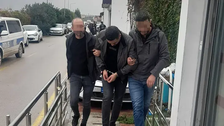 Adana'da MİT destekli operasyon! Aranan şüpheli yakalandı