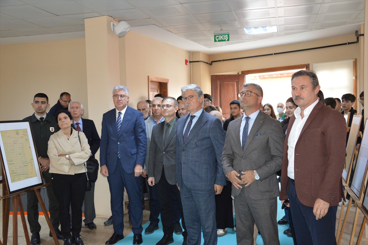 Samsun Büyükşehir Belediyesinin Milli Mücadele belgeleri sergisi Havza'da açıldı