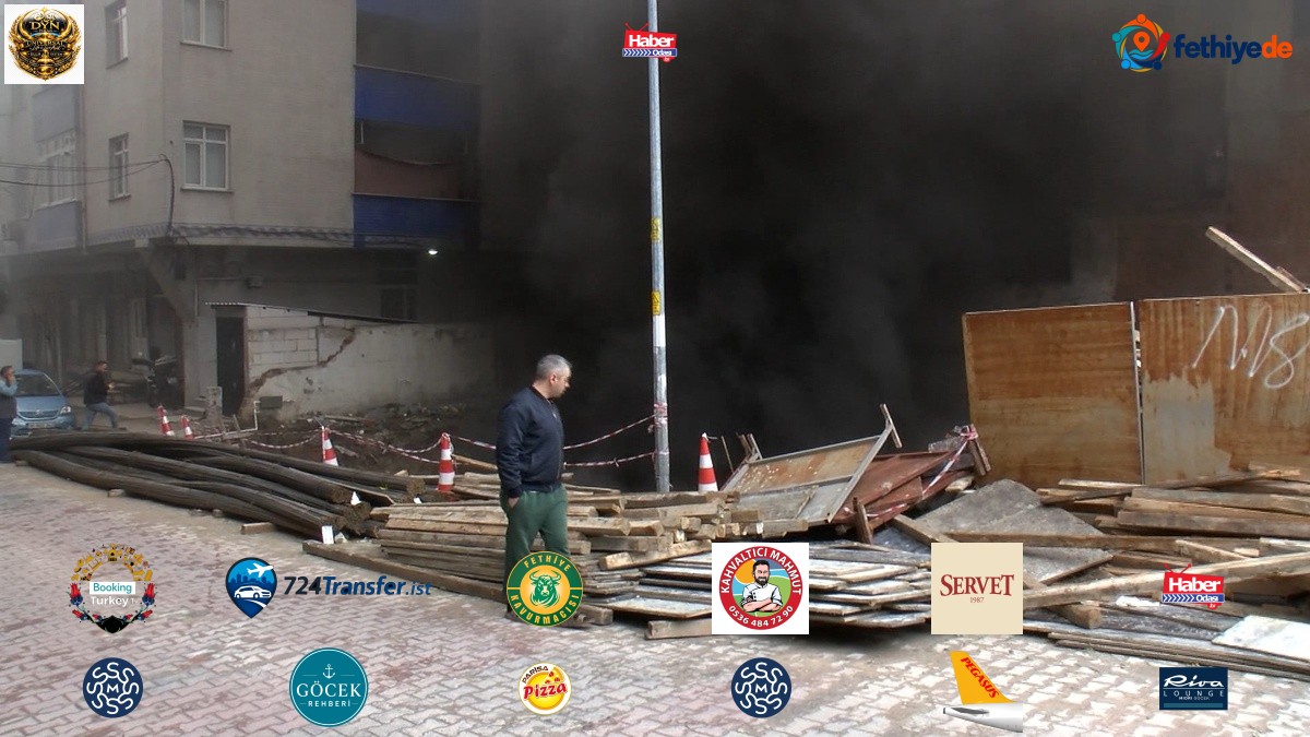İstanbul Bahçelievler'de inşaattaki izolasyon malzemeleri yanınca panik yaşandı