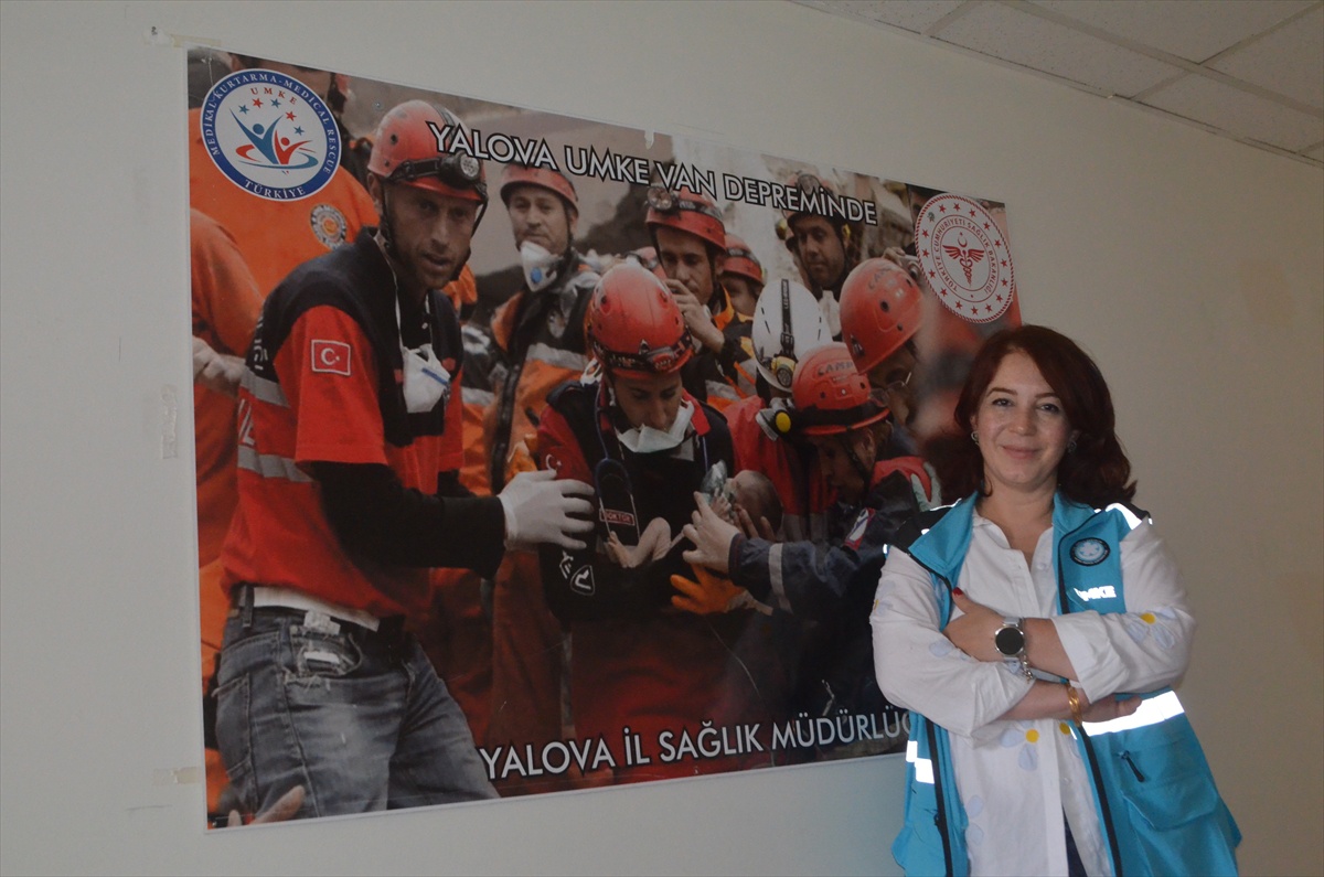 Yalovalı hemşirenin kendi kendine muayenede fark ettiği kitle meme kanseri çıktı