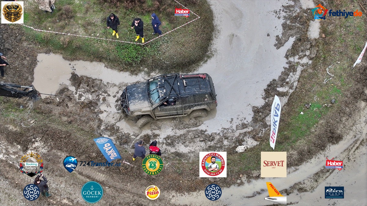 Düzce Gümüşova'da 38. Off-Road Şenlikleri 77 araç ve 154 sporcuyla başladı