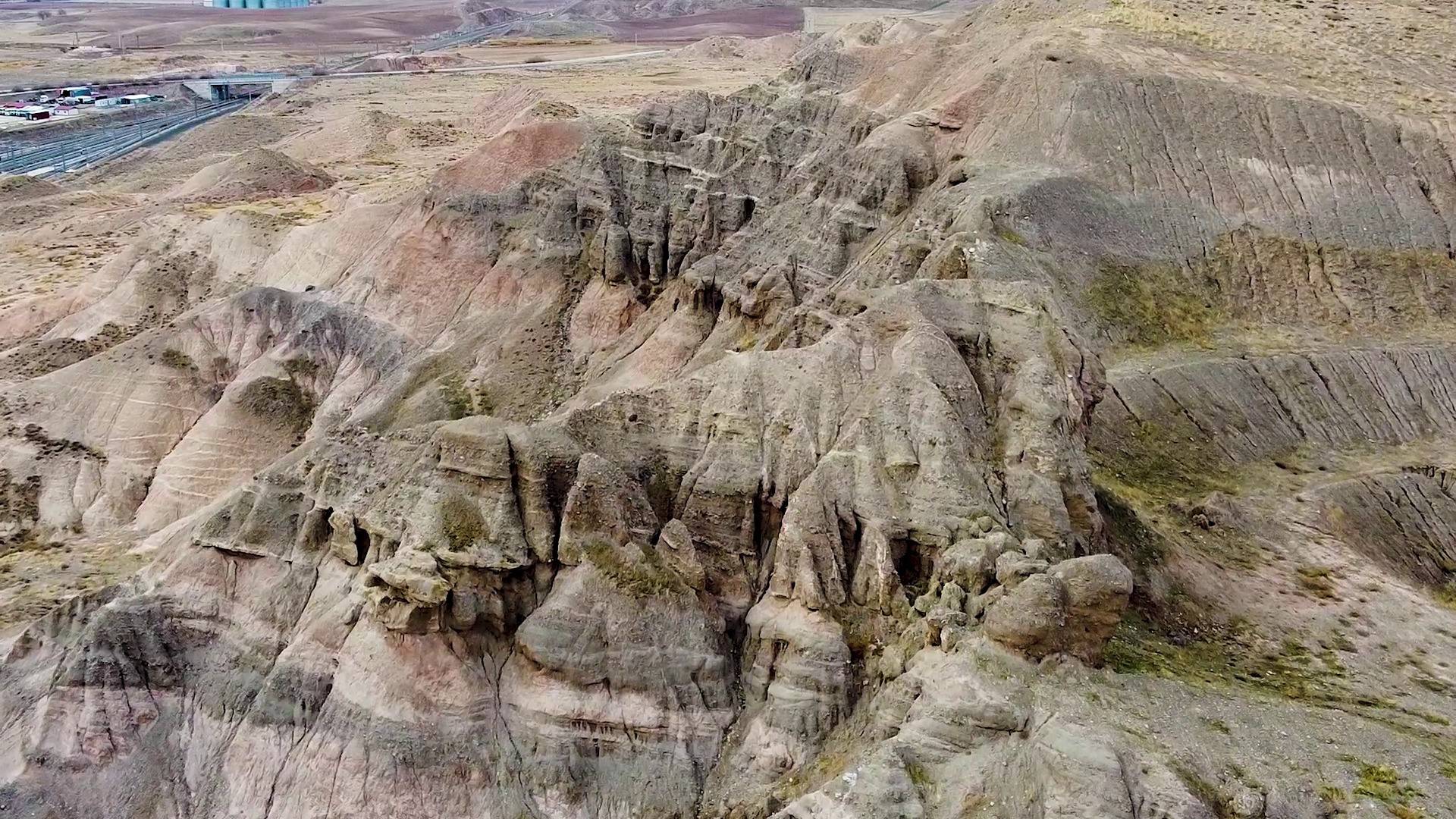 Kapadokya değil Yozgat! Doğanın şekillendirdiği oluşum hayran bırakıyor