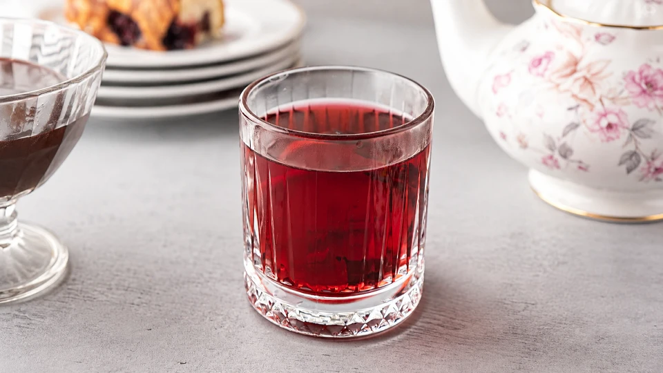 Hibisküslü Reyhanlı Sıcak İçecek Tarifi